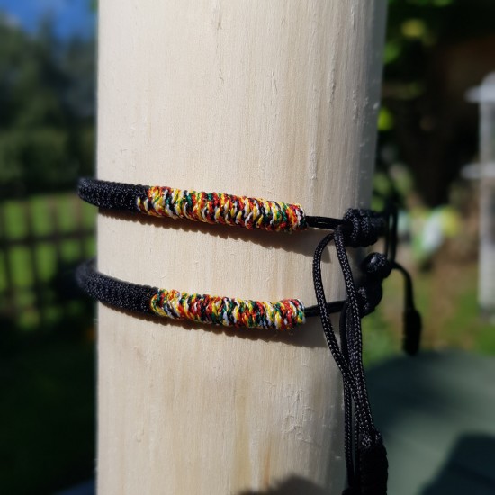 Pulsera negra1